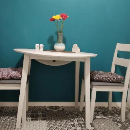 Valkane, 400 Met Od Plaze, Park Free Apartmán Pula