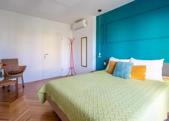 Valkane, 400 Met Od Plaze, Park Free Apartmán