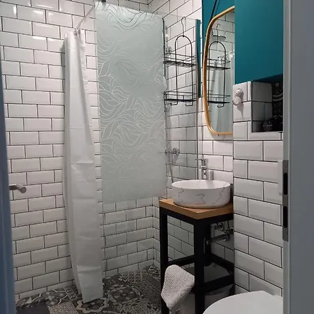 Apartment Valkane, 400 Met Od Plaze, Park Free