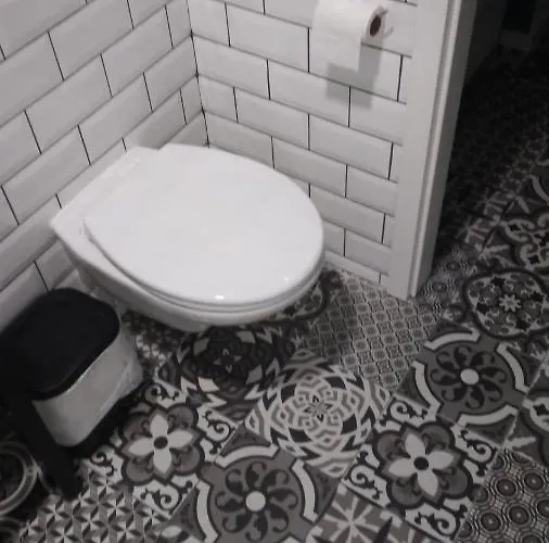 Valkane, 400 Met Od Plaze, Park Free شقة