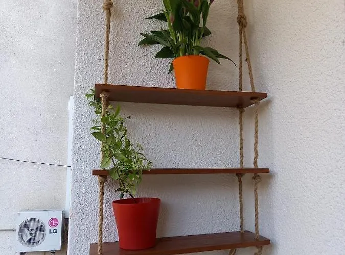 Valkane, 400 Met Od Plaze, Park Free * بولا